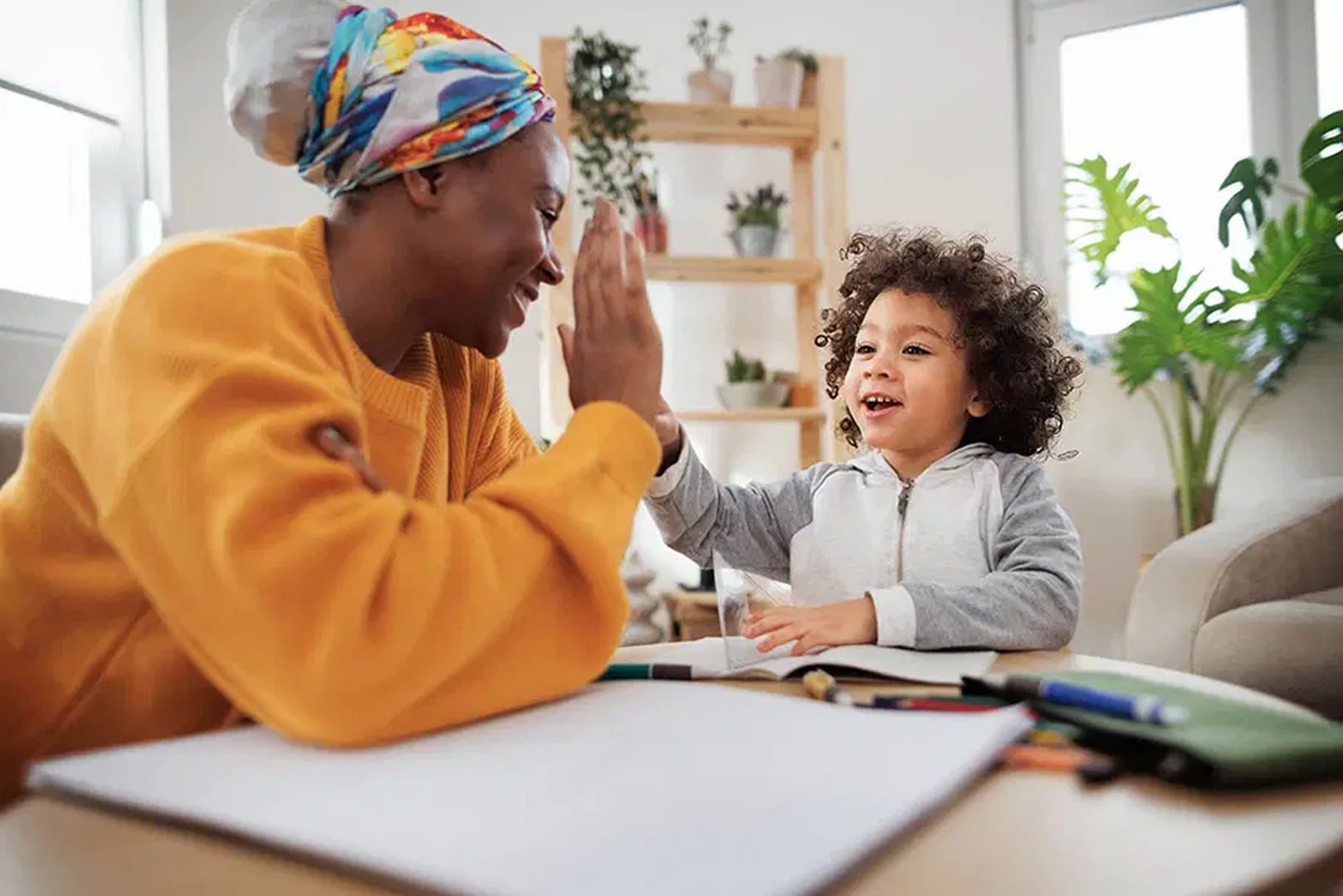 تشویق با نقش‌آفرینی و بازی نمایشی